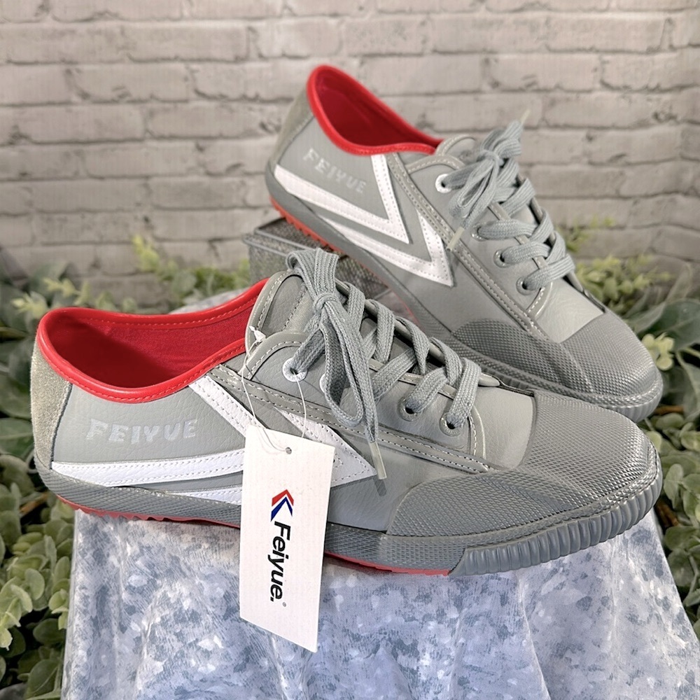 Feiyue Men's Gray and Red Athletic Shoes